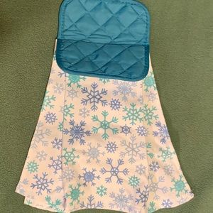 Holiday Hanging Hand Towels with Potholders